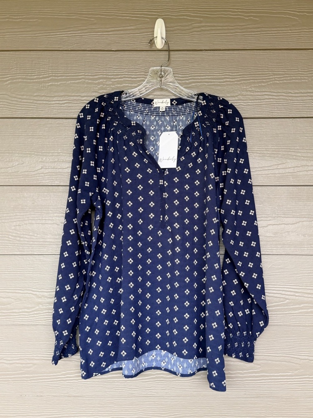 Wonderly Navy and White Printed Long-Sleeve Blouse Size Medium NWT